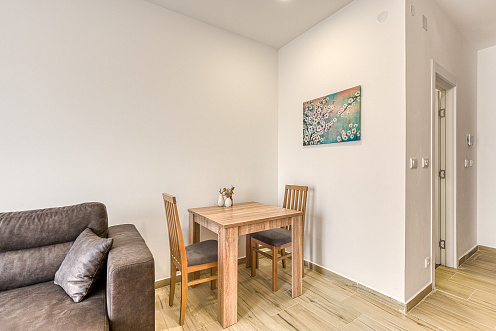 Studio Apartment in Bečići – Luxury Complex with Pool and Spa