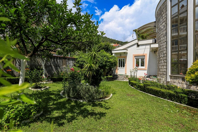 Haus in Herceg Novi