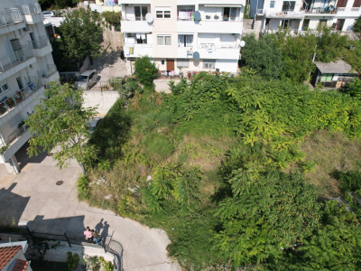 Ein Grundstück von 261m² in Budva