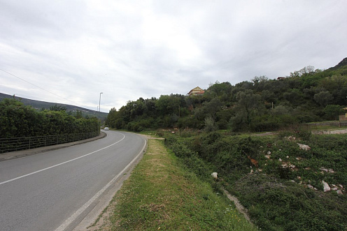 Grundstück in Djenovici