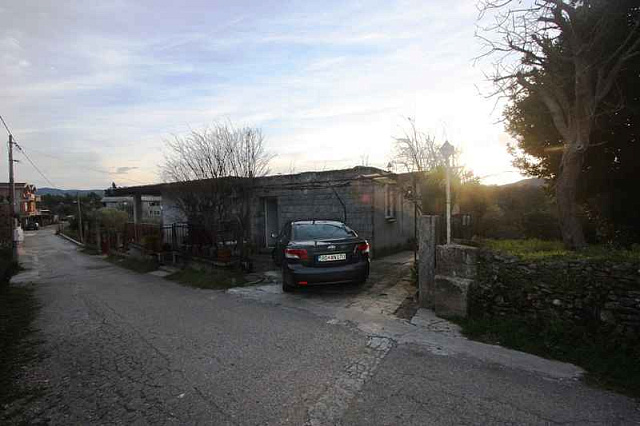  Haus mit großem Grundstück in Kalardovo — photo 4
