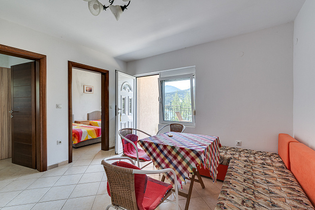 Gemütliche Villa mit Meerblick in Lepetani — photo 6