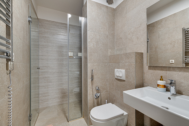 Attraktive 86 m² Wohnung in Dobrota – Große Terrasse, Meerblick, Garage & Abstellraum — photo 11