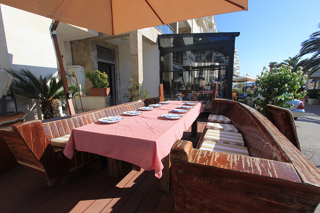 Restaurant erste Linie zum Meer in Rafailovići zu verkaufen — photo 11