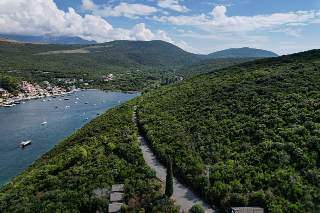 Plot in Bigova — photo 22