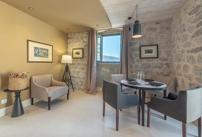 Mini-Hotel mit Swimmingpool in der Nähe von Kotor