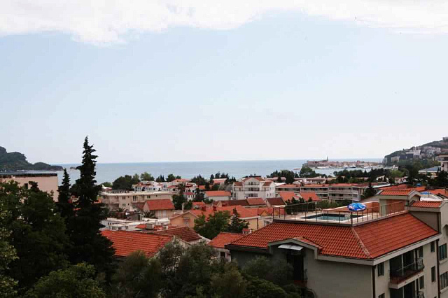 im Budva-Hotel — photo 4