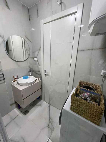Apartment mit einem Schlafzimmer in einem neu gebauten Komplex in Bečići mit Swimmingpool auf dem Dach — photo 10