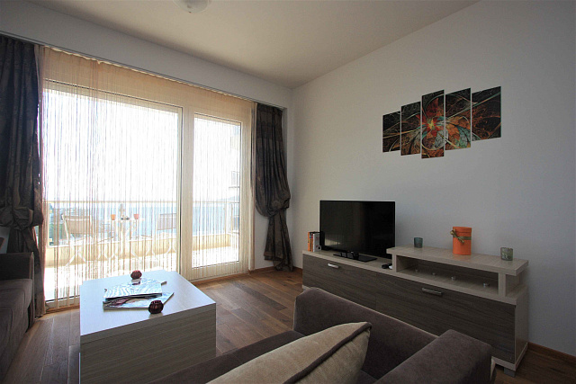 Wohnung in Rafailovici — photo 9