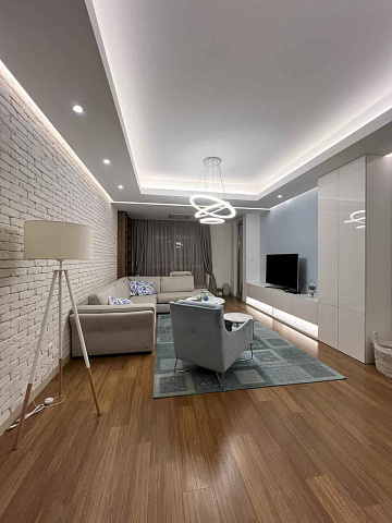 Luxuswohnung im Zentrum von Budva – 90 m² mit Garage — photo 10