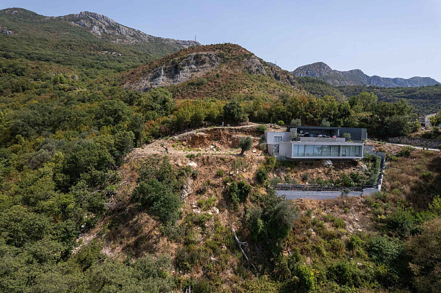 EXKLUSIVE INVESTITIONSMÖGLICHKEIT IN DER NÄHE VON KAMENOVO UND SVETI STEFAN — photo 5