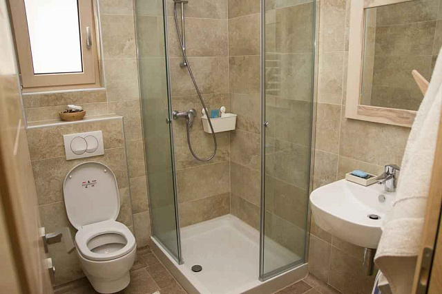 Minihotel in Sutomore — photo 16