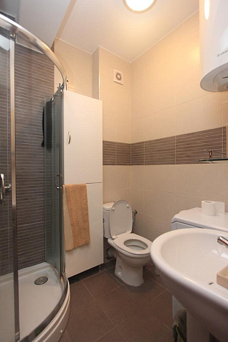 Wohnung in Dobrota — photo 10