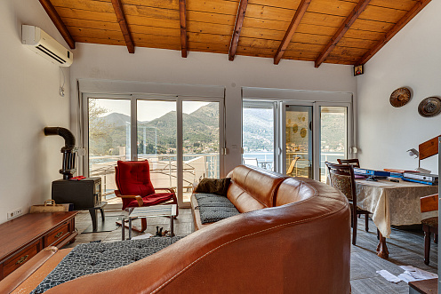 Villa mit Panoramablick auf das Meer in Tivat — photo 3