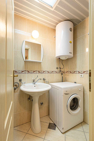 Gemütliche 53 m² große Wohnung am Meer in Becici mit privatem Garten — photo 6