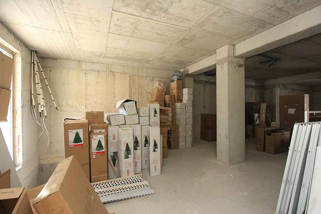 Zwei kommerzielle Einrichtungen in Budva — photo 6