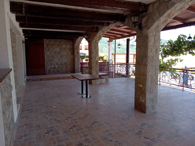 Mini Hotel auf Jaz 50 Meter vom Meer entfernt — photo 5