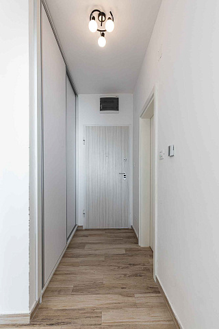  Eine Einzimmerwohnung von 53m² in Dobre Vode — photo 15