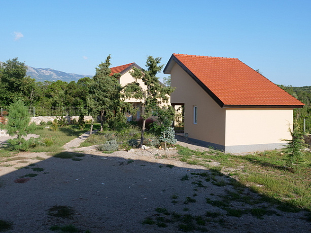 Zu verkaufen Häuser in Zagora auf einem großen Grundstück mit Pool