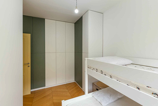 Apartment mit drei Schlafzimmern und Panoramablick auf Sveti Stefan — photo 11