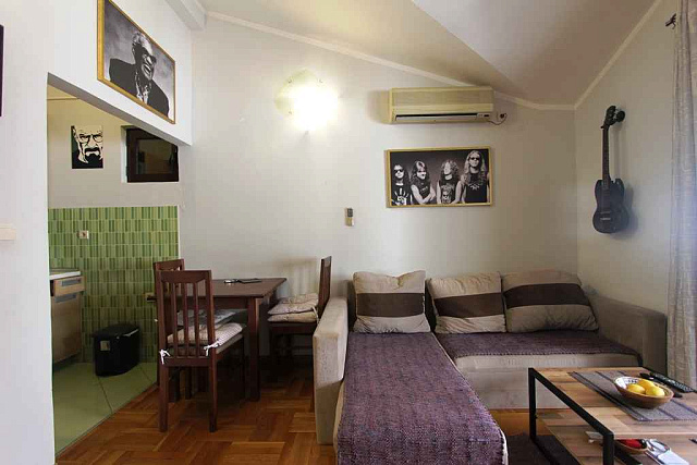 Apartment mit einem Schlafzimmer in Budva in der Nähe des Meeres