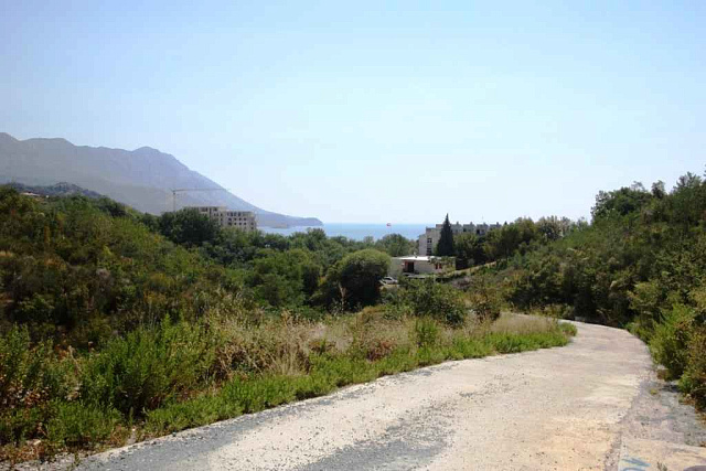 725 Budva  Plot 1624m2 — photo 1