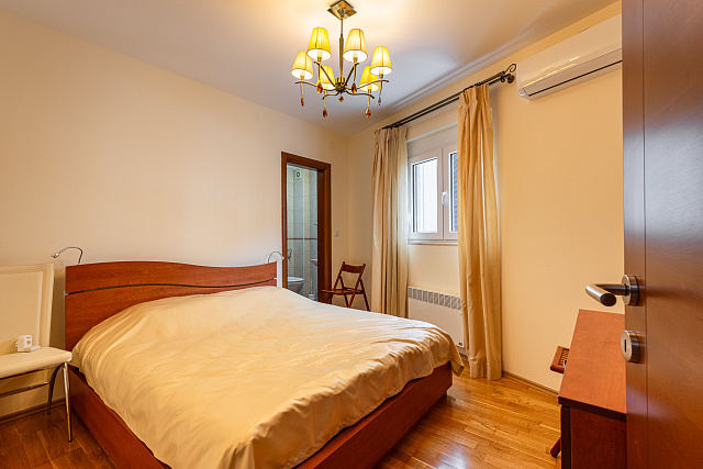Wohnung mit 2 Schlafzimmern in Bečići — photo 16