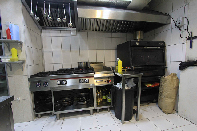 Restaurant erste Linie zum Meer in Rafailovići zu verkaufen — photo 21