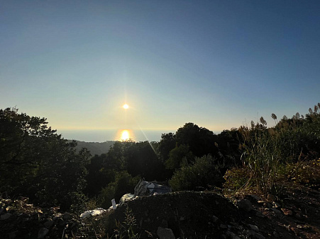 Grundstück mit Meerblick in Pechurice