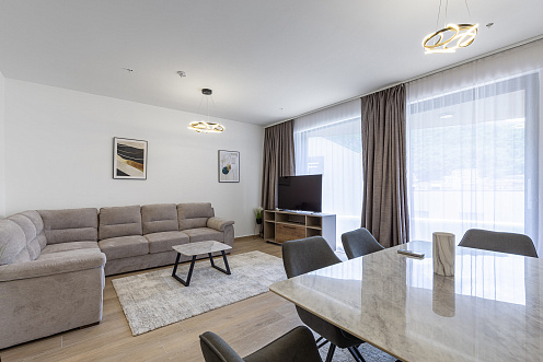 Wohnung im 2. Stock, 81 m², mit 2 Schlafzimmern und 2 Badezimmern