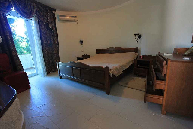 Apartment mit einem Studio im Inneren und einem Innenhof — photo 6