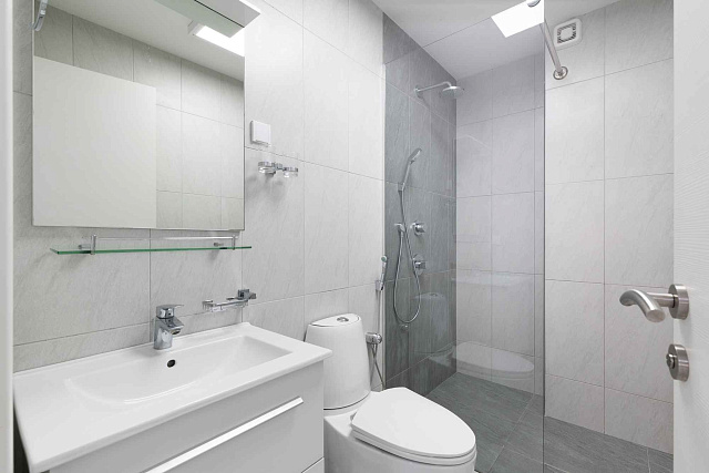Geräumige und Luftige Wohnung im Herzen von Budva — photo 31