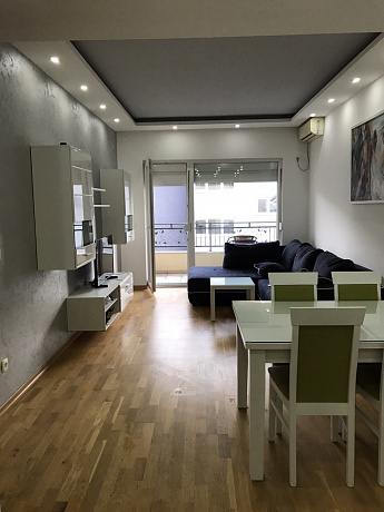 Apartment mit einem Schlafzimmer in Budva mit Meerblick