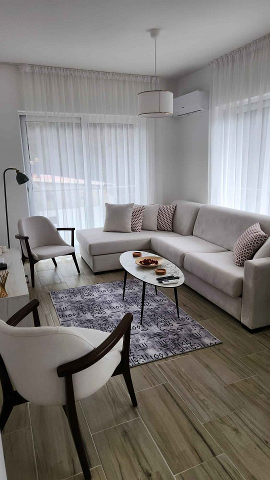 Zum Verkauf: Voll ausgestattetes Einzimmerapartment