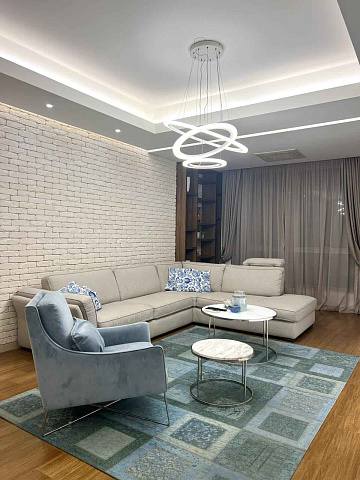 Luxuswohnung im Zentrum von Budva – 90 m² mit Garage — photo 13
