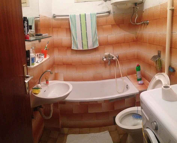 Dreistöckiges Haus in Djenovici — photo 8