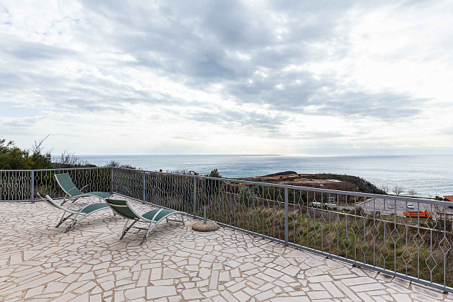 Spacious 3-Story House with Sea View in Blizikuce — photo 16