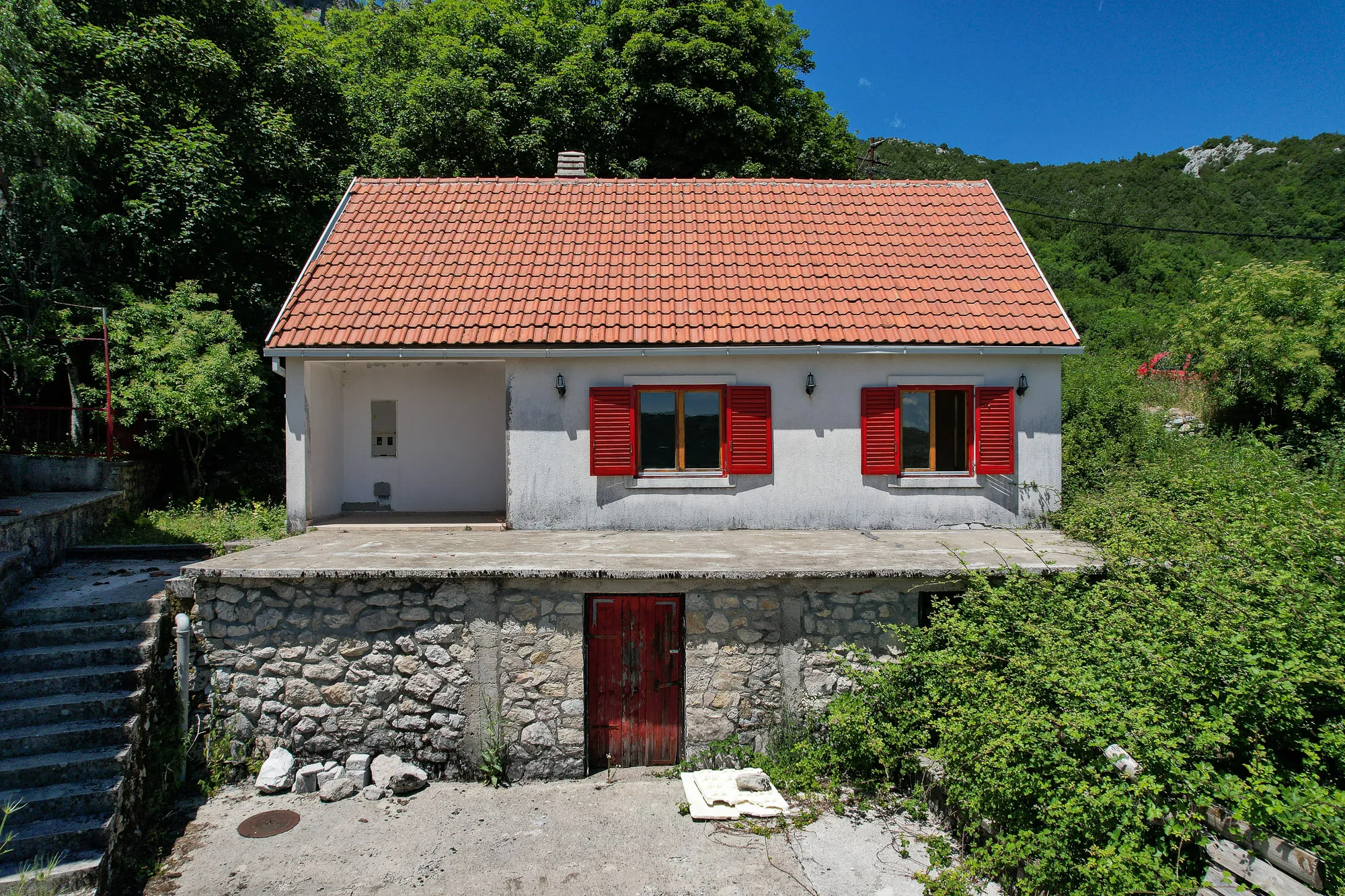 Gemütliches Haus 78m2 in Cetinje, Ugni