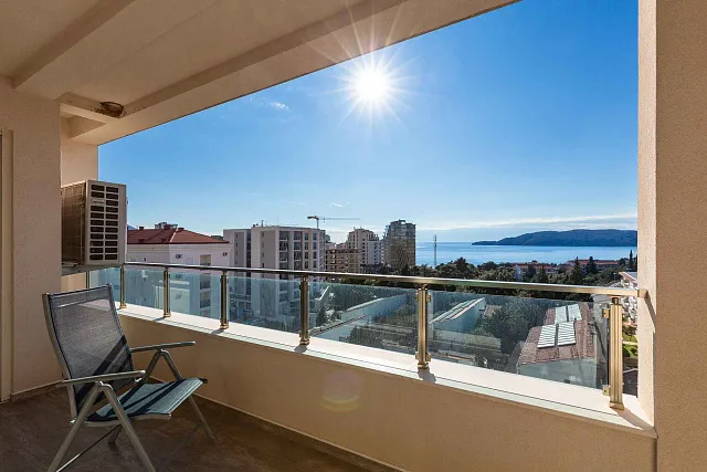 Luxuswohnung mit Meerblick in Bečići