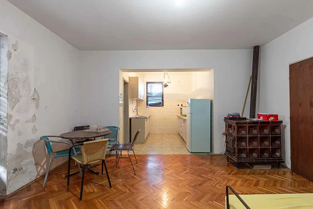 ZU VERKAUFEN: HAUS 270 m² – EINZIGARTIGE GELEGENHEIT IN PRČANJ! — photo 18
