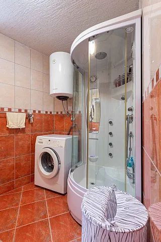 Wohnung mit 2 Schlafzimmern in Bečići — photo 19
