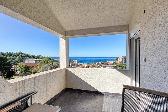 Duplex-Wohnung mit Mittelmeersicht in Petrovac, 104 m² — photo 14