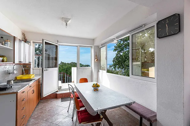 Gemütliches Haus mit Terrasse und Meerblick in Bar — photo 39