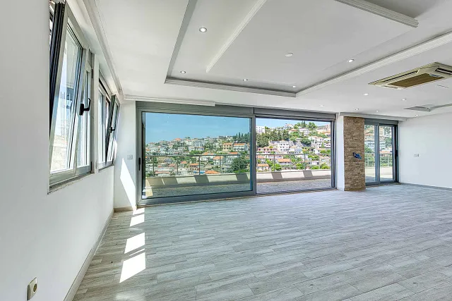 Penthouse in Ulcinj mit Meerblick — photo 8