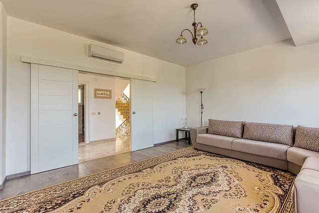 Elegantes Haus mit atemberaubendem Blick auf die Bucht von Kotor in Herceg Novi — photo 13