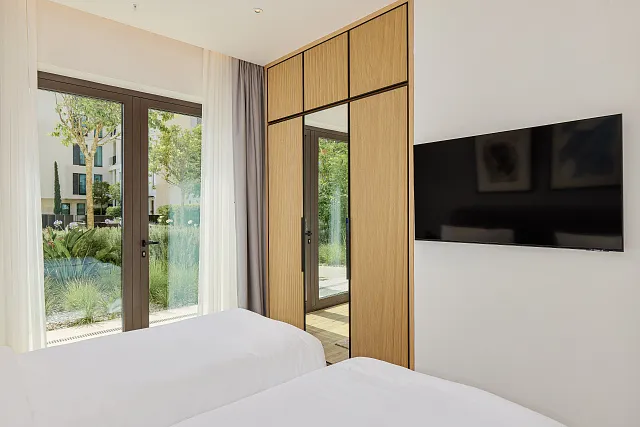 ZUM VERKAUF STEHT EINE LUXURIÖSE ZWEIZIMMERWOHNUNG — photo 5