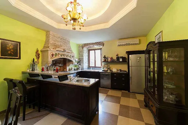 Vierstöckige Villa in Prcanj — photo 18