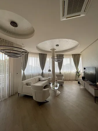 Zweizimmerwohnung in Budva, 112 m²