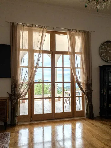 Villa mit Pool und Panoramablick auf das Meer — 354 m² — photo 8