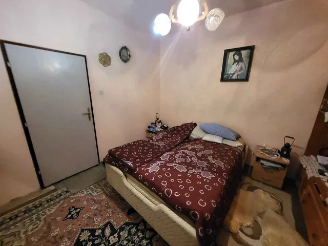 Haus in ruhiger Lage mit großem Grundstück